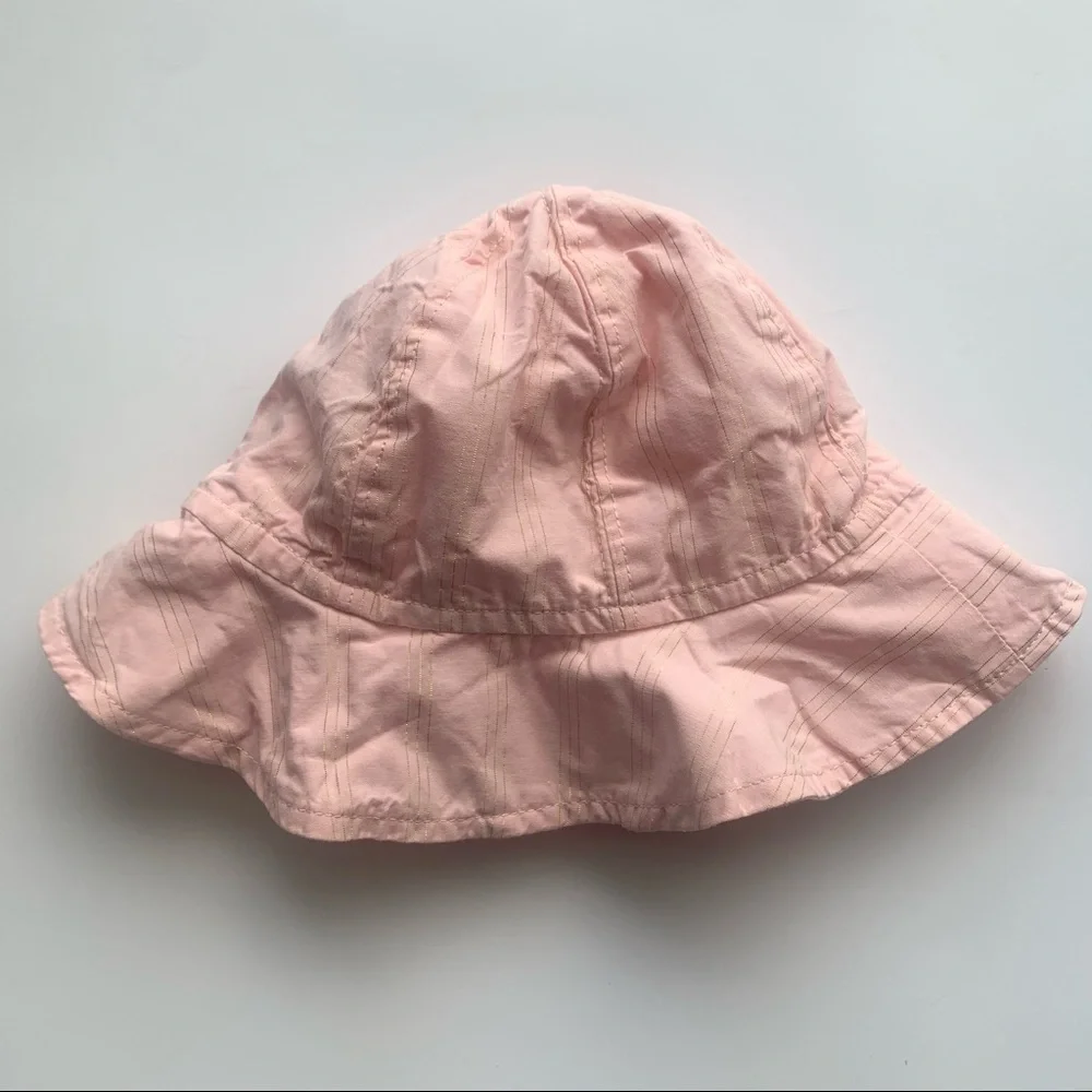 Carter’s Sun Hat and Bloomers Bundle